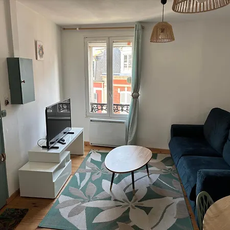 Cocoon Apartman *